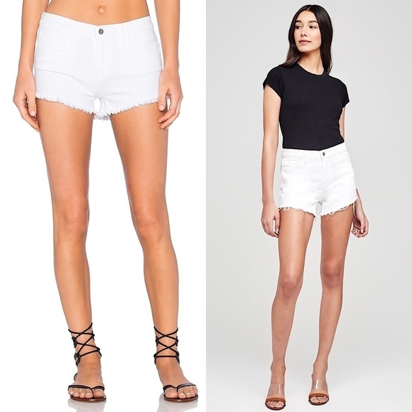 NWT L'AGENCE 90s High Rise Distressed Denim Frayed Raw Hem Cutoff Jean Shorts 25 - Picture 2 of 16